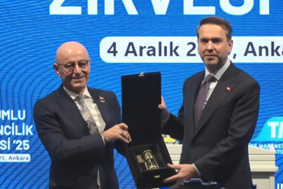 Bakan Bayraktar: "Hedefimiz madencilik sektörümüze gerek risk sermayesi gerekse uluslararası sermayeyi ülkemize çekecek düzenlemeleri yapmak"