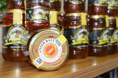 Anzer balında büyük skandal: 10 ton üretiliyor, 100 ton sahte satılıyor