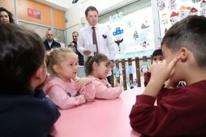 Başkan Erkan Aydın mesleğini çocuklara tanıttı