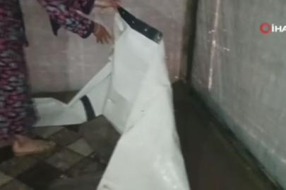 Gazze’de yerinden edilen Filistinlilerin çadırlarını su bastı