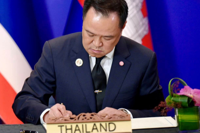 Tayland Başbakanı parlamentoyu feshetti, erken seçim süreci başladı