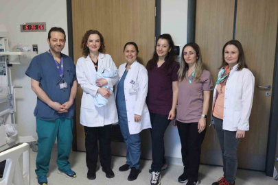 Bursa Şehir Hastanesi Tüp Bebek Merkezi’nde ilk bebek dünyaya geldi