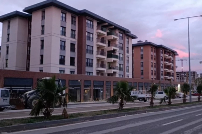 Ebrar Sitesi çevresinde ticari hayat yeniden canlanıyor