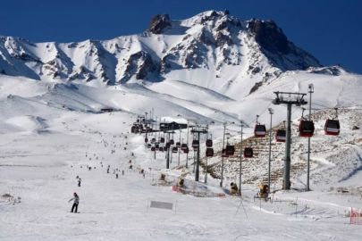 Sezon açıldı, kayakseverler dağda!