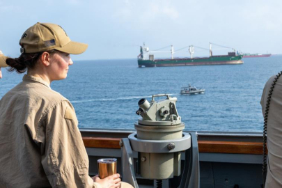 ABD, Venezuela açıklarında petrol tankerini takibe aldı