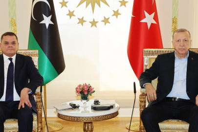 Cumhurbaşkanı Erdoğan Libya Milli Birlik Hükümeti Başbakanı Abdülhamid Dibeybe ile bir telefon görüşmesi gerçekleştirdi