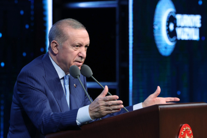 Cumhurbaşkanı Erdoğan: "Türkiye bölgesinin veri üssü konumuna gelecektir"