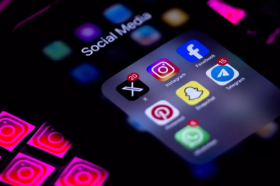 15 yaş altına internet düzenlemesi geliyor! Bakan Göktaş tarih verdi