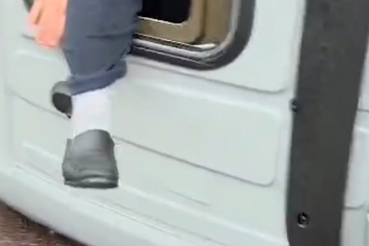 Bursa'da lodos tırı devirdi!