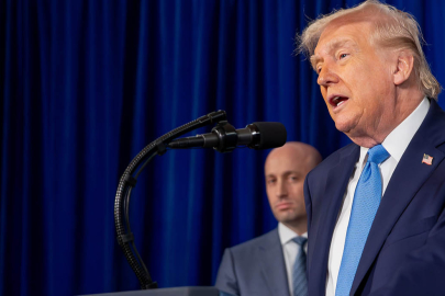 Trump'tan ABD'nin Venezuela üzerindeki kontrolünün "yıllarca" sürebileceği mesajı