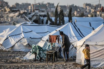 Gazze'de enkazların arasında günlük yaşam