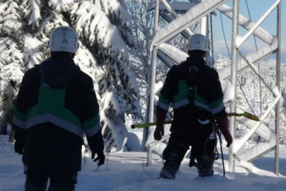 Bursa Uludağ'da ekiplerin zorlu mesaisi