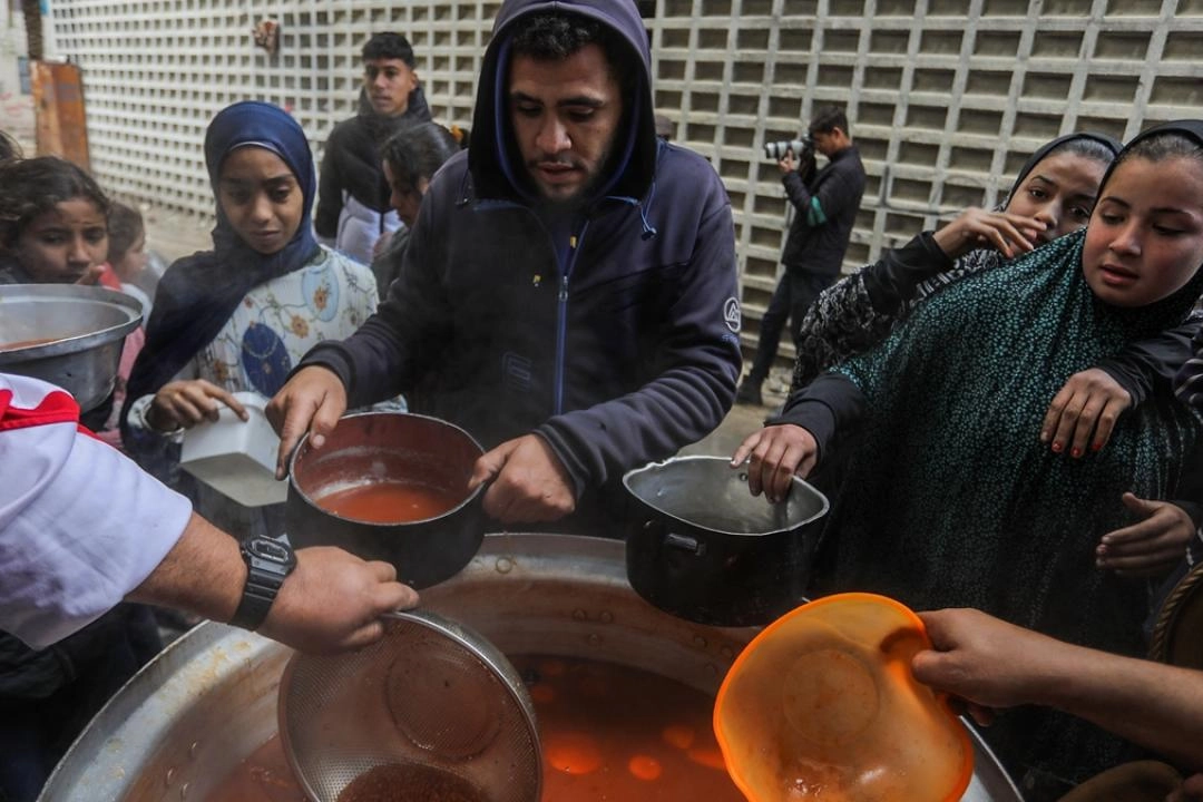 Gazze'de Filistinlilere yemek dağıtımı yapıldı