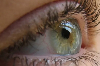 Uzmanı uyardı: "Artan ekran süresi göz kuruluğu ve glokom riskini artırıyor"