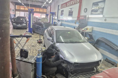 Bursa'da kasko ile tamir olmayı bekleyen binlerce araçta parça krizi!
