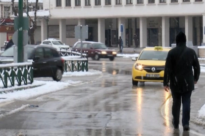 Bursa'ya sağanak geliyor! Meteorolojiden art arda uyarılar...