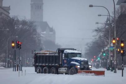ABD’de kar fırtınasında 800 binden fazla kişi elektriksiz kaldı