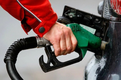 Akaryakıta bir zam daha!