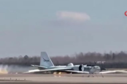 NASA'ya ait araştırma uçağı arıza nedeniyle gövde üzerine iniş yaptı