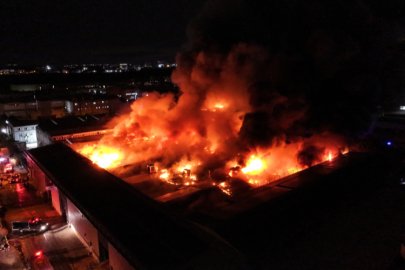 Bursa'da kimyasal kaplama fabrikasında çıkan yangın kontrol altında!