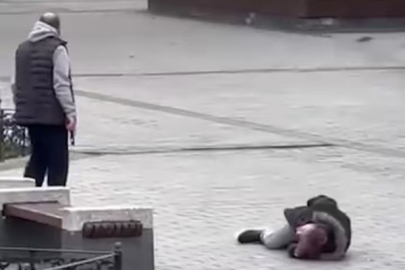 Tartıştığı kişiyi silahla vurup başında bekledi!