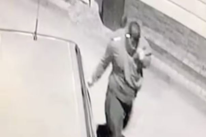 Bursa'da sokak sokak gezip dehşet saçtı!