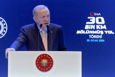 Türkiye'nin ulaşımda yeni miladı: Cumhurbaşkanı Erdoğan 30 bininci kilometreyi açtı!