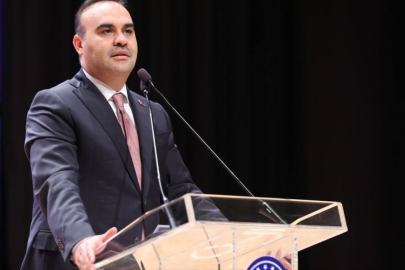 Bakan Kacır: "20 milyon lira üst limitli 36 ay vadeli krediler için 20 puanlık finansman desteği sunuyoruz"