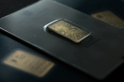 Almanya'da mezarlık çalışanı ve eşi, ölülerin dişlerinden 8 kilogram altın çaldı