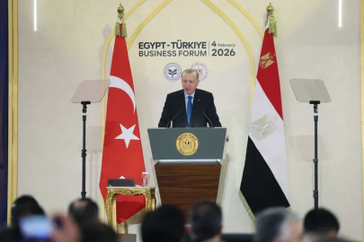 Cumhurbaşkanı Erdoğan Mısır'dan seslendi: "Gazze’nin yeniden imarında Mısır’la birlikte çalışmak istiyoruz."