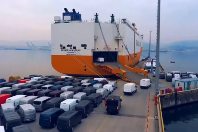 İhracatın şampiyonu yine otomotiv: Türkiye ekonomisindeki payı yüzde 17,4’e ulaştı.