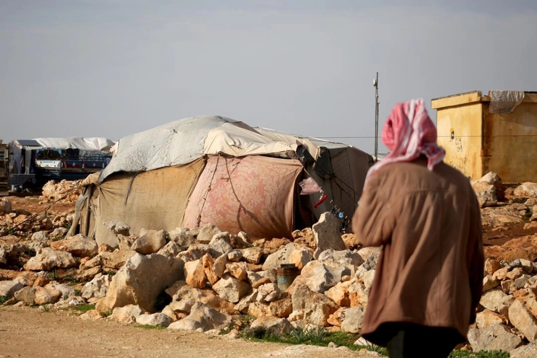 Suriye’nin kuzeybatısındaki kamplarda yaşayanlar ramazan ayına zor şartlarda giriyor