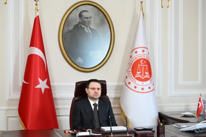 Bakan Gürlek duyurdu: Ticari davalarda yeni dönem! Süreçler kısalıyor