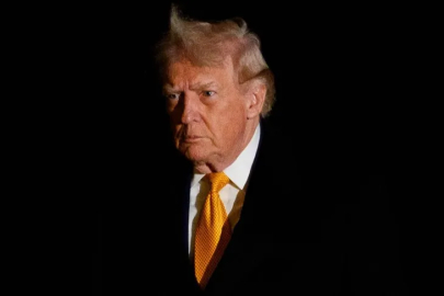 ABD yüksek mahkemesi'nden Trump'a soğuk duş: Dev gümrük tarifeleri iptal edildi