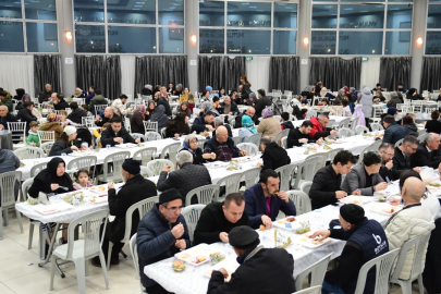 Osmangazi'de Ramazan paylaştıkça güzelleşiyor