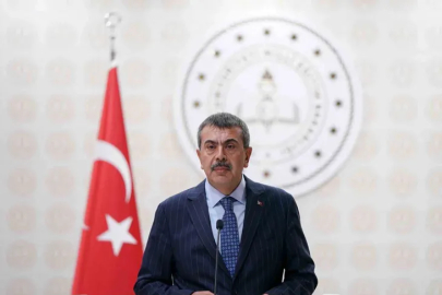 Bakan Tekin’den o bildiriye sert tepki: 'Azgın azınlık demek hakarettir, yargıya taşıdık!