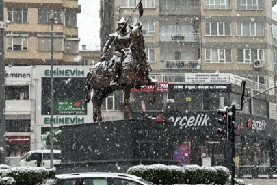 Kar yağışı Bursa’da sevinçle karşılandı: “Ramazan bereketi”