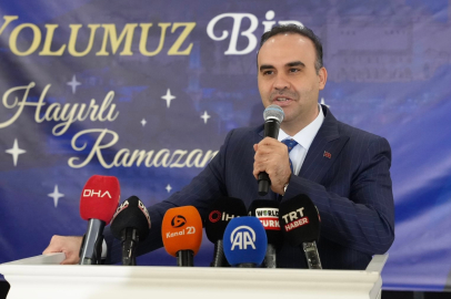 Bakan Kacır: "Türk milleti mührünü gökyüzüne vurdu"