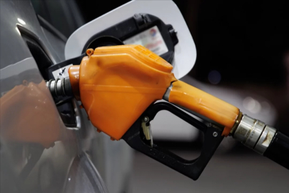 Gece yarısı benzine zam geldi!