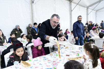 Kestel'de çocuklar tekne orucunu Başkan Ferhat Erol'la birlikte açtı!