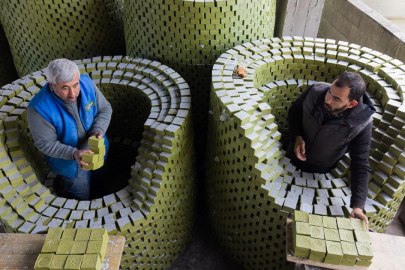 Geleneksel yöntemlerle üretilen Nizip Sabunu dünyanın dört bir yanına ihraç ediliyor