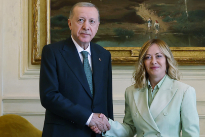 Cumhurbaşkanı Erdoğan, İtalya Başbakanı Meloni ile telefonda görüştü