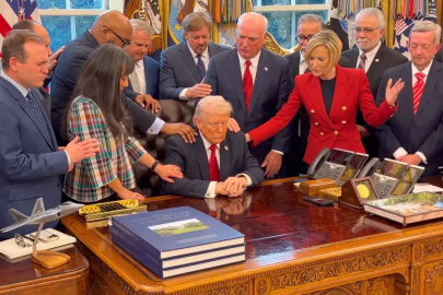 Oval Ofis'te olay görüntü!