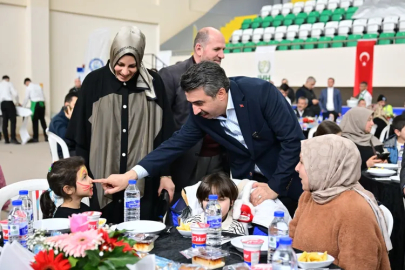 Yıldırım’da gönül birliği: Dünya Yetimler Günü’nde iftar sofrası kuruldu!