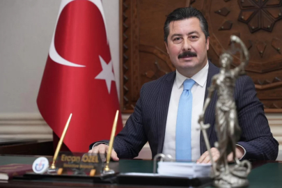 Başkan Ercan Özel'den 8 Mart mesajı: "Kadınlar toplumun mimarıdır"