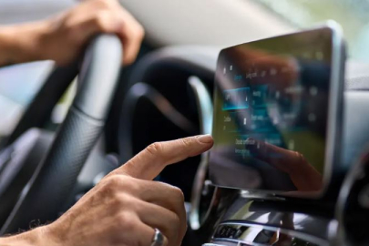 İçişleri Bakanlığı duyurdu: Araçlara takılan multimedya cihazları ile ilgili yeni karar!