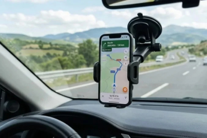 Ön cama telefon sabitlemeye yasak kapıda!