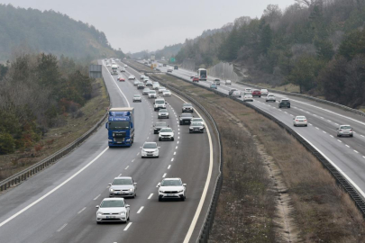 Tatilciler dönüyor, yollarda yoğunluk oluştu
