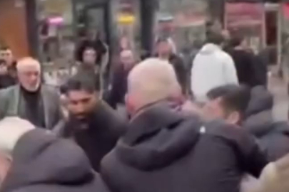 Zabıtayı kavgadan polis ayırdı!