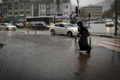 Bursalılar dikkat! Kuvvetli sağanak yağış için art arda uyarılar geldi...